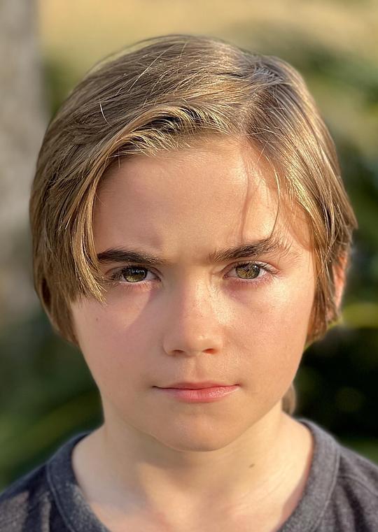 尼科·蒂罗齐 Nico Tirozzi照片