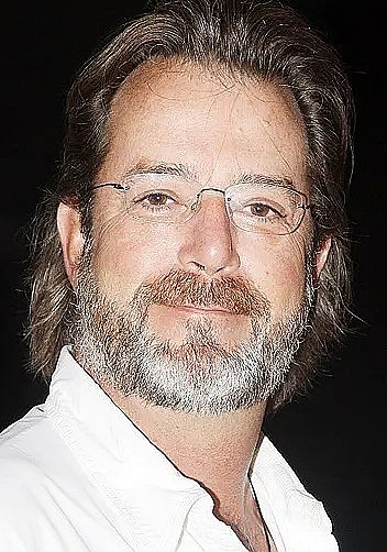 C. David Johnson照片