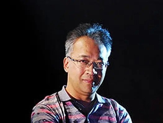 路羽 Yu Lu照片