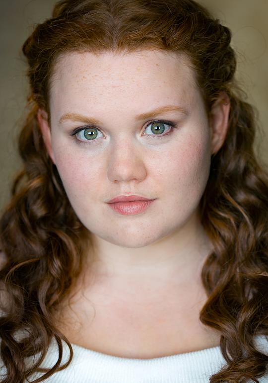 布朗温·詹姆斯 Bronwyn James照片