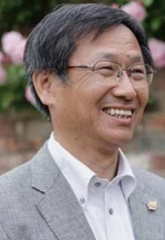 上田芳裕 Ueda Yoshihiro照片