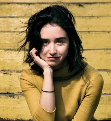 莉碧·巴勒尔 Libe Barer照片