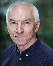 马尔科姆·雷伯恩 Malcolm Raeburn照片