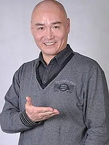 侯堃 Kun Hou照片
