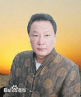 刘二威 Erwei Liu照片