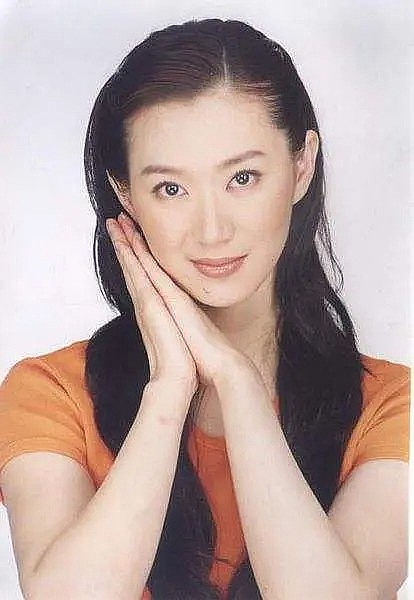 菅爱 Ai Jian照片