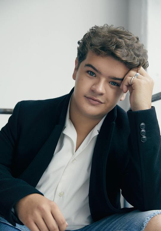 伽塔·马塔拉佐 Gaten Matarazzo照片