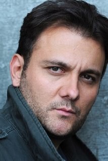 斯特里奥·萨万特 Stelio Savante照片