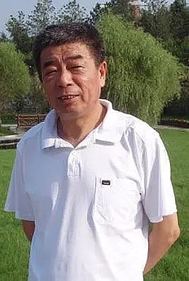 郭中束 Zhongshu Guo照片