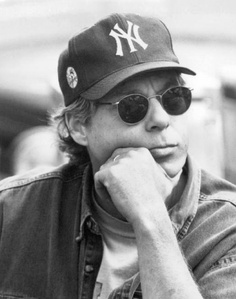 拉塞尔·穆卡希 Russell Mulcahy照片