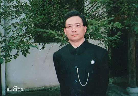 钟鑫培 Xinpei Zhong照片