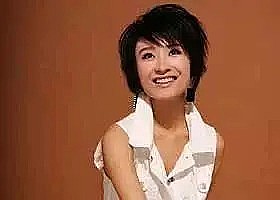 周萍 Ping Zhou照片