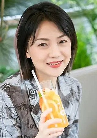 丁玲 Ling Ding照片