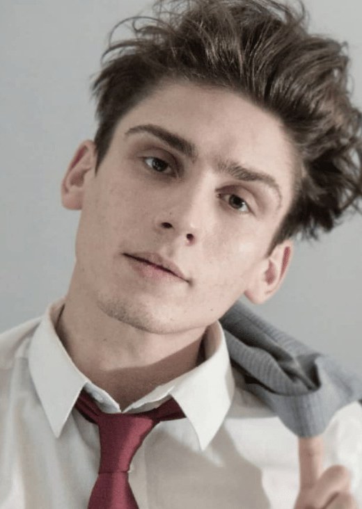 马修·芬兰 Mathew Finlan照片