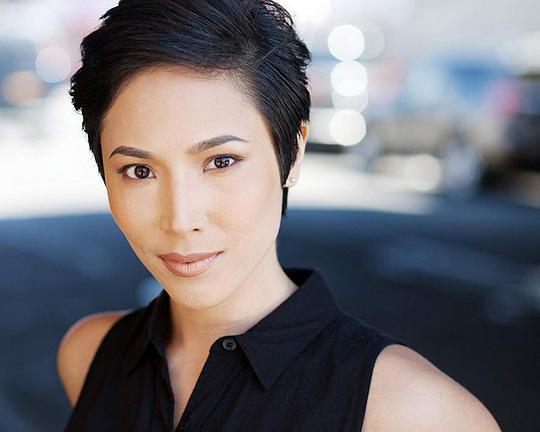 茱莉·塞尔达 Julee Cerda照片