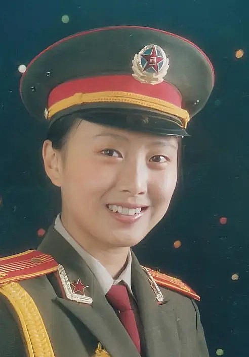 陈一芳 Yifang Chen照片