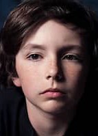 康纳·埃斯特森 Connor Esterson照片