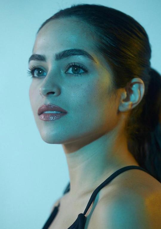 法比奥拉·安杜哈尔照片