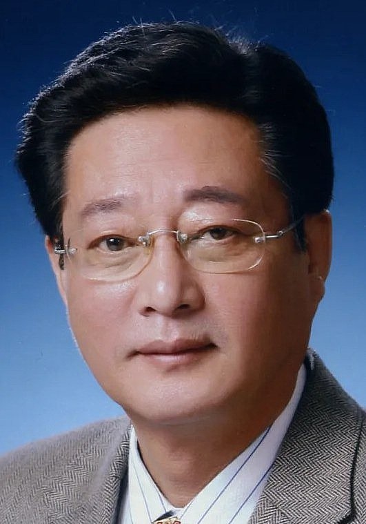 南英镇 Young-jin Nam照片