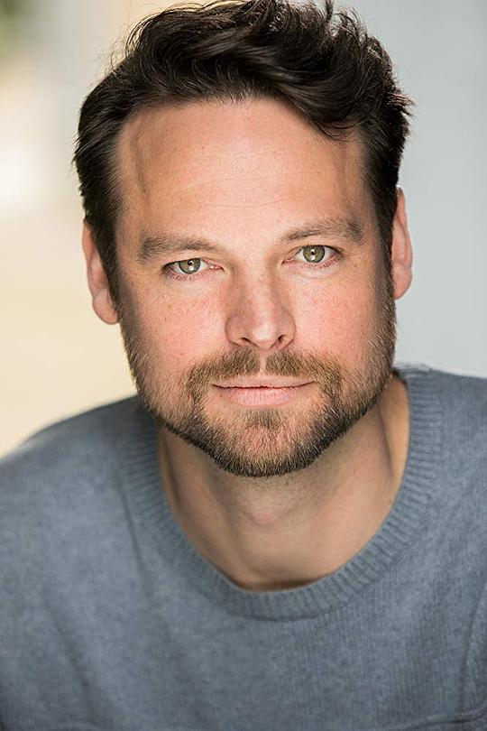 乔·科里加尔 Joe Corrigall照片