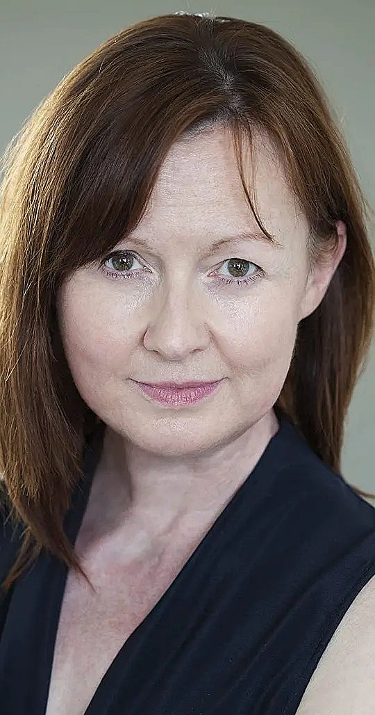 朱莉娅·福德 Julia Ford照片