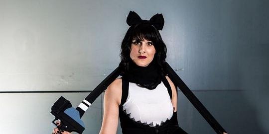 艾伦·泽克 Arryn Zech照片