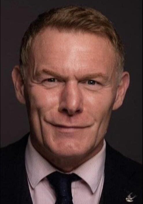 安迪·M·米利根 Andy M Milligan照片