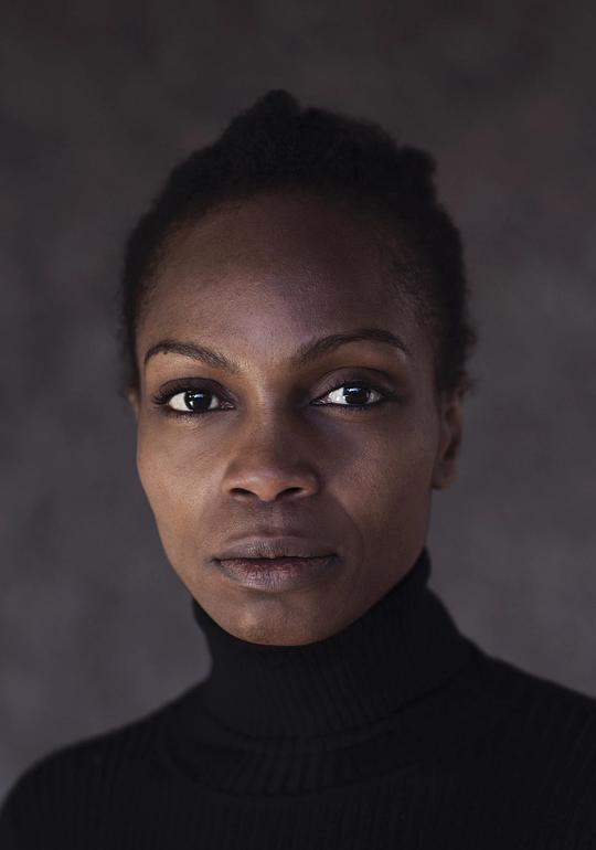 米娜·安达拉 Mina Andala照片