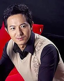 游杰 Jie You照片