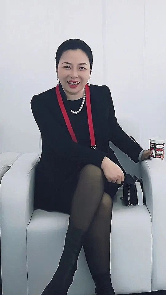 李玮 Wei Li照片