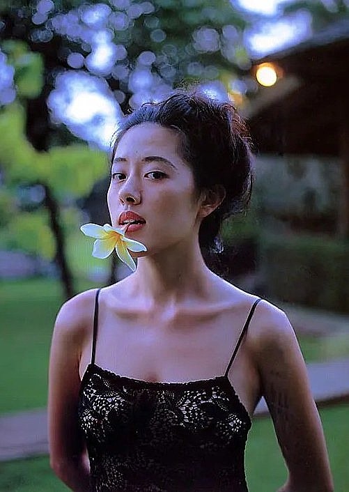 大竹一重 Hitoe Ootake照片
