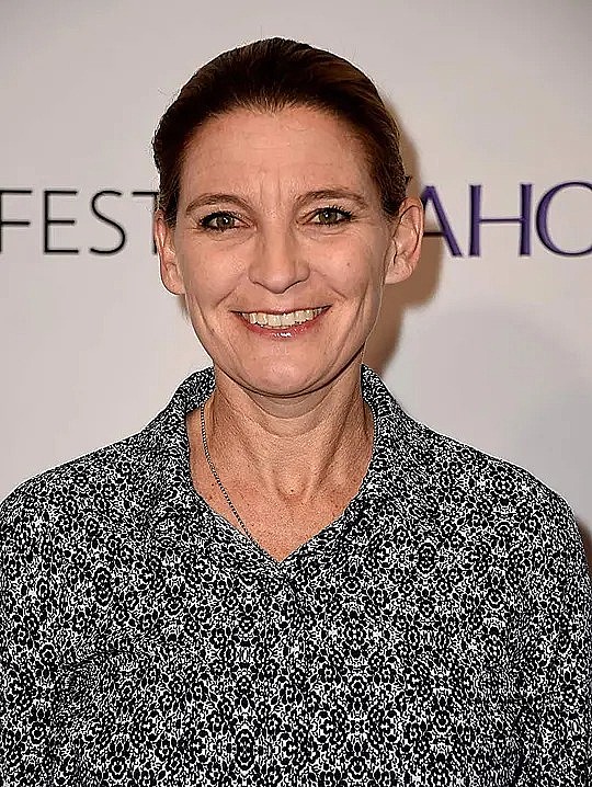 梅瑞狄斯·施蒂姆 Meredith Stiehm照片