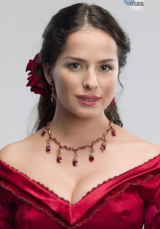 达纳·加西亚 Danna García照片