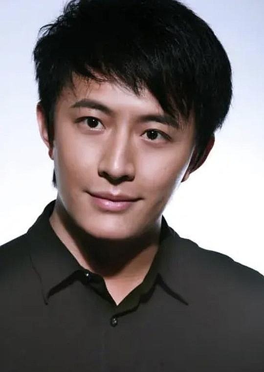 翟羽佳 Yujia Zhai照片