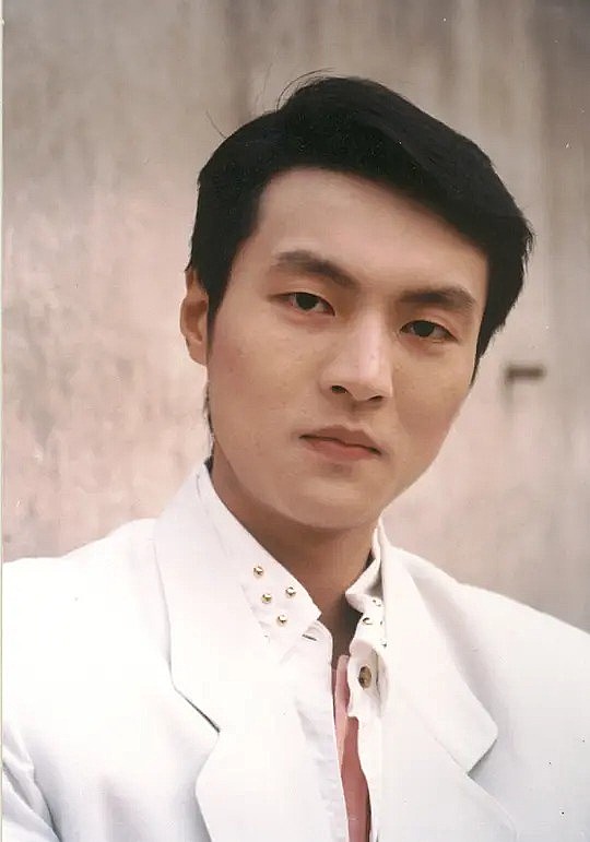 王往 Wang Wang照片