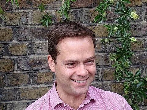 阿德里安·斯特奇斯 Adrian Sturges照片