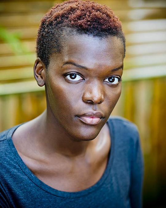 希拉·阿蒂姆 Sheila Atim照片