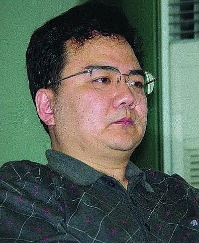 胡伟跃 Weiyue Hu照片