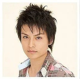 伊阪达也 Tatsuya Isaka照片