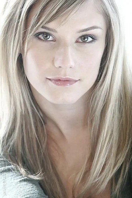 卡佳范瑞西拉斯 Katya Virshilas照片