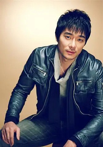 李太坤 Tae-gon Lee照片