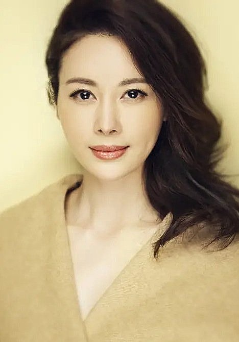 邓英 Ying Deng照片
