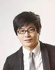 万军 Jun Wan照片