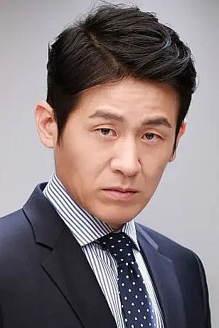 郑镇 Jung Jin照片