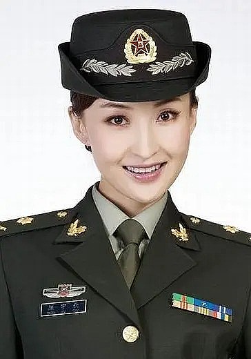 宇秋 Qiu Yu照片