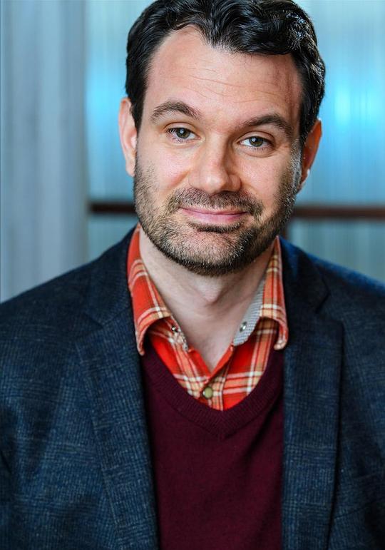 迈克·巴什 Mike Bash照片