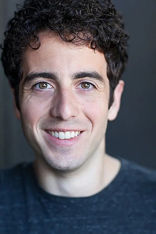 奥斯汀·罗杰斯 Austin Rogers照片