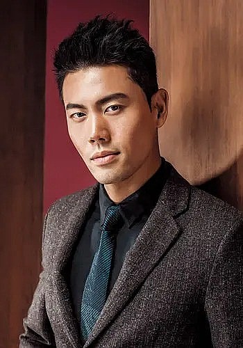 余秉谚 Lance Yu照片