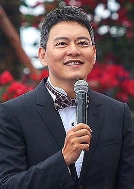 于胜春照片