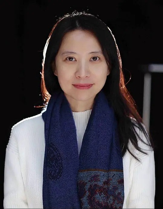张馨月 Xinyue Zhang照片
